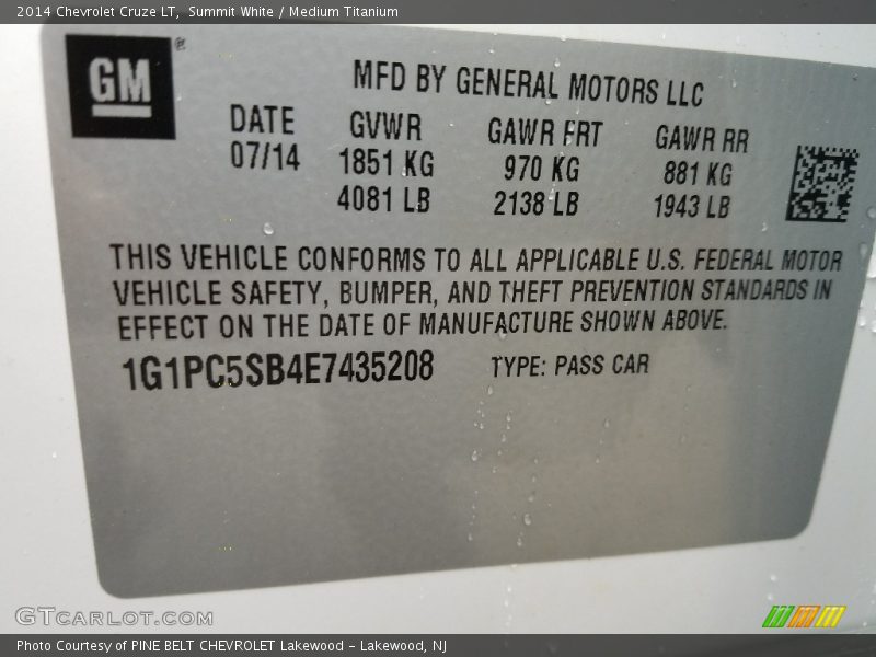 Summit White / Medium Titanium 2014 Chevrolet Cruze LT