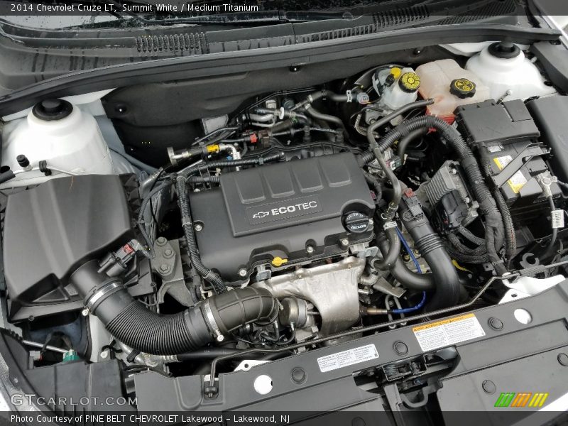 Summit White / Medium Titanium 2014 Chevrolet Cruze LT