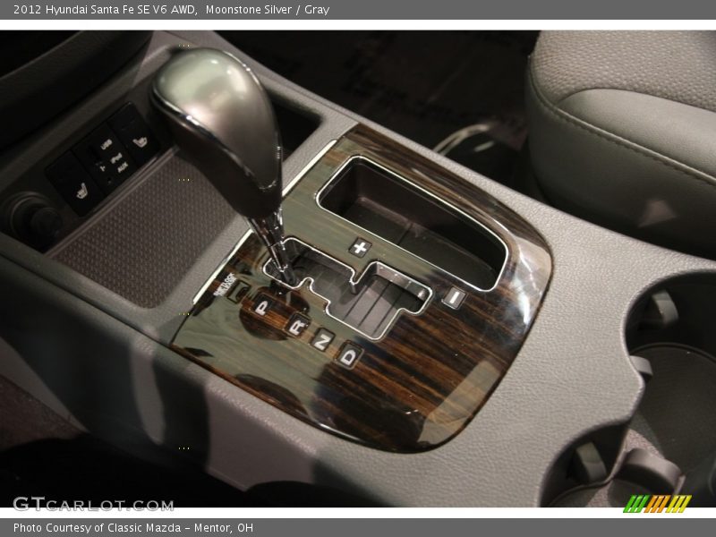 Moonstone Silver / Gray 2012 Hyundai Santa Fe SE V6 AWD