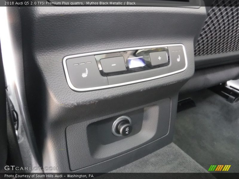 Controls of 2018 Q5 2.0 TFSI Premium Plus quattro