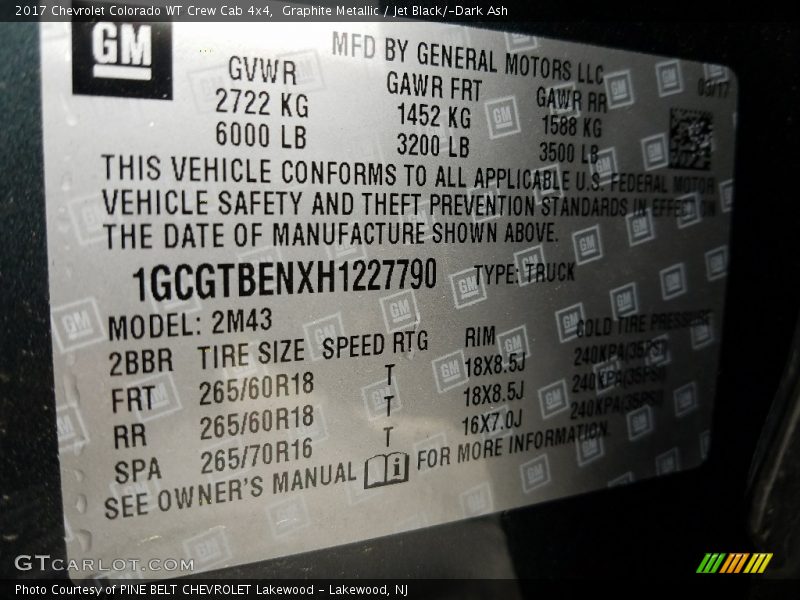 Graphite Metallic / Jet Black/­Dark Ash 2017 Chevrolet Colorado WT Crew Cab 4x4