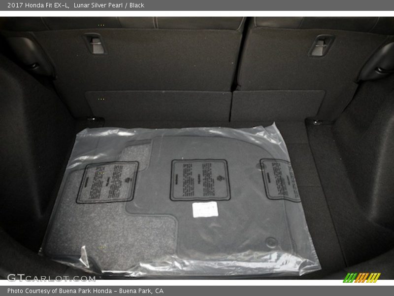 Lunar Silver Pearl / Black 2017 Honda Fit EX-L