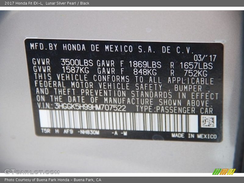 Lunar Silver Pearl / Black 2017 Honda Fit EX-L