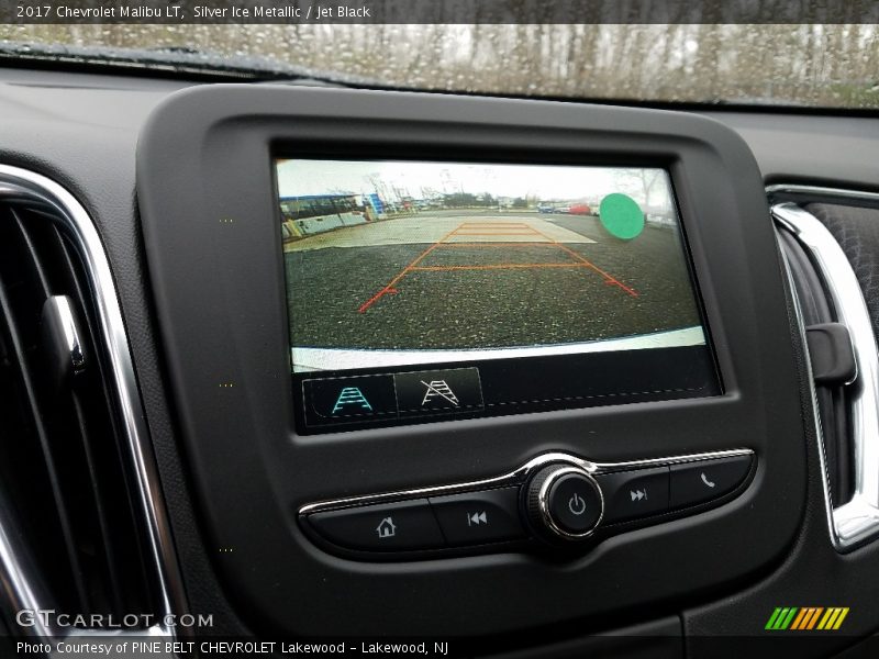 Silver Ice Metallic / Jet Black 2017 Chevrolet Malibu LT