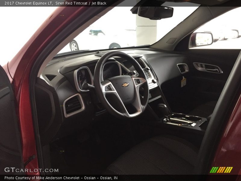 Siren Red Tintcoat / Jet Black 2017 Chevrolet Equinox LT