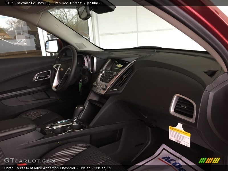 Siren Red Tintcoat / Jet Black 2017 Chevrolet Equinox LT
