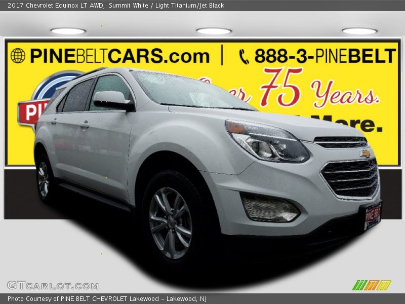 Summit White / Light Titanium/Jet Black 2017 Chevrolet Equinox LT AWD
