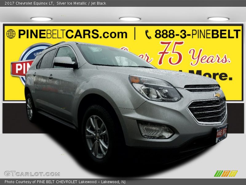 Silver Ice Metallic / Jet Black 2017 Chevrolet Equinox LT