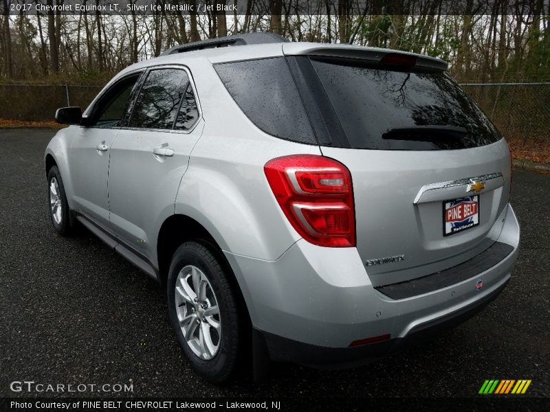 Silver Ice Metallic / Jet Black 2017 Chevrolet Equinox LT