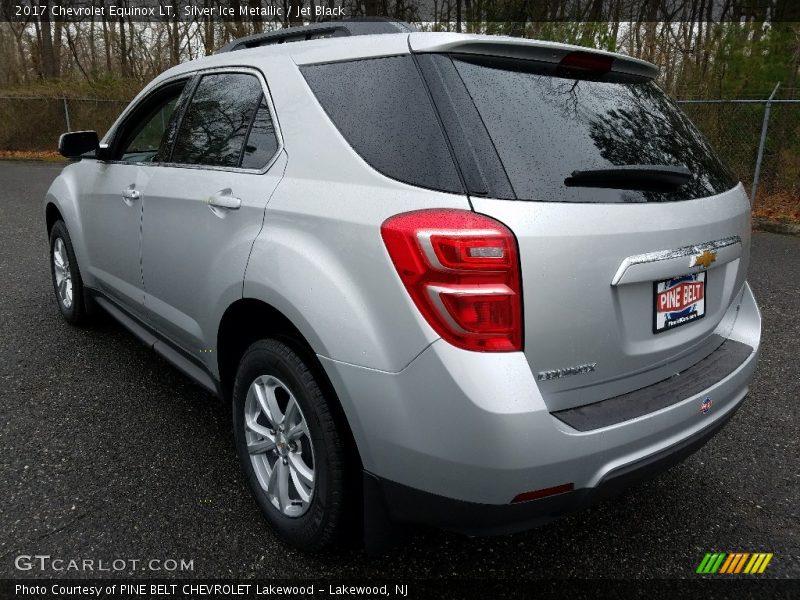 Silver Ice Metallic / Jet Black 2017 Chevrolet Equinox LT