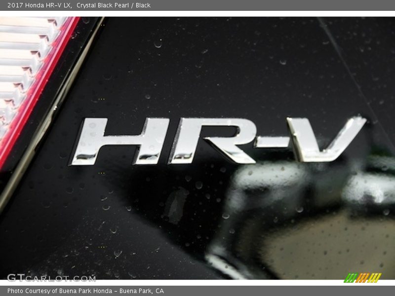 Crystal Black Pearl / Black 2017 Honda HR-V LX