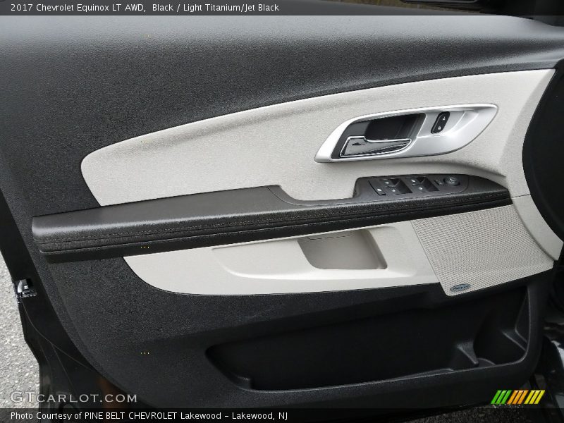 Black / Light Titanium/Jet Black 2017 Chevrolet Equinox LT AWD