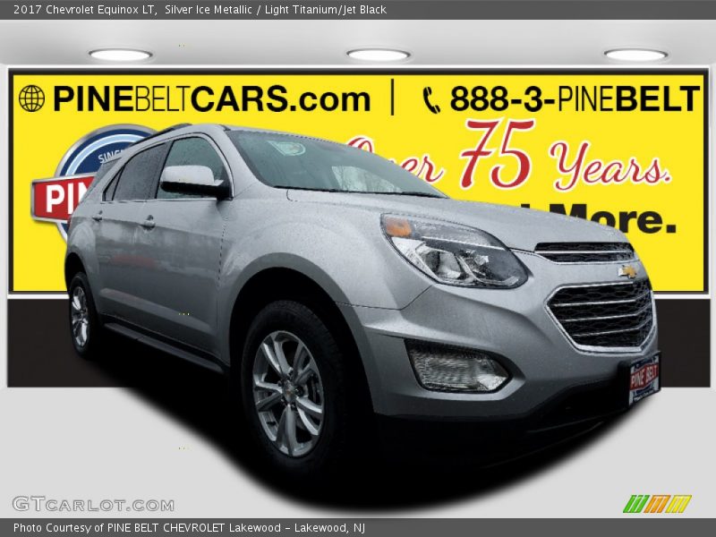 Silver Ice Metallic / Light Titanium/Jet Black 2017 Chevrolet Equinox LT