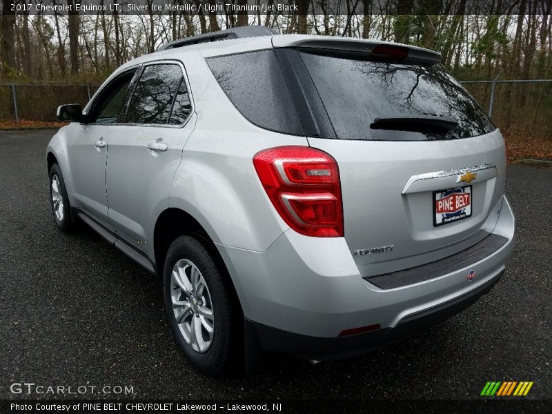 Silver Ice Metallic / Light Titanium/Jet Black 2017 Chevrolet Equinox LT