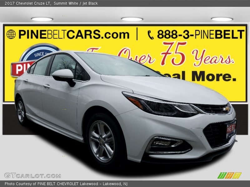 Summit White / Jet Black 2017 Chevrolet Cruze LT