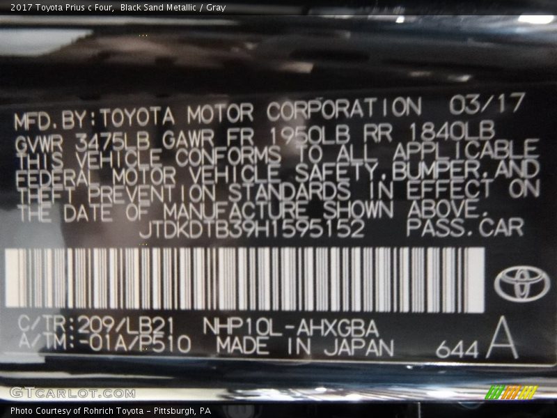 Black Sand Metallic / Gray 2017 Toyota Prius c Four