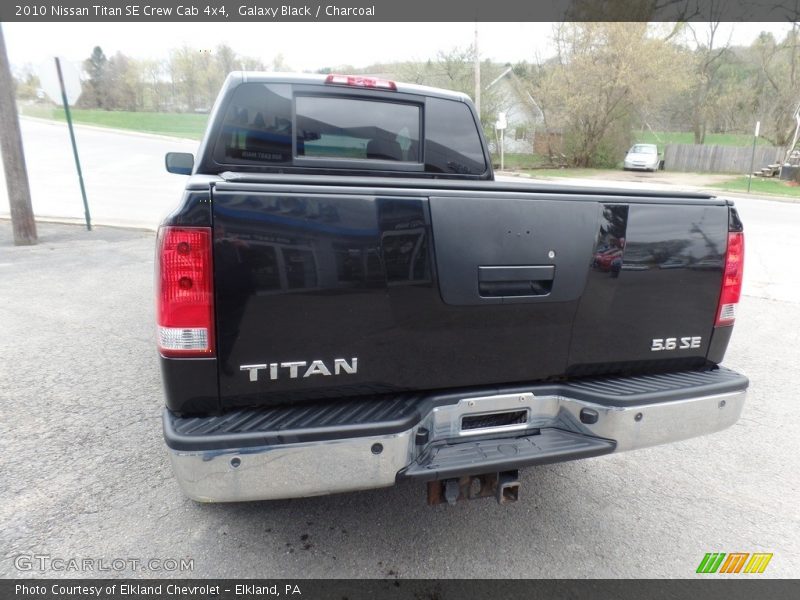 Galaxy Black / Charcoal 2010 Nissan Titan SE Crew Cab 4x4