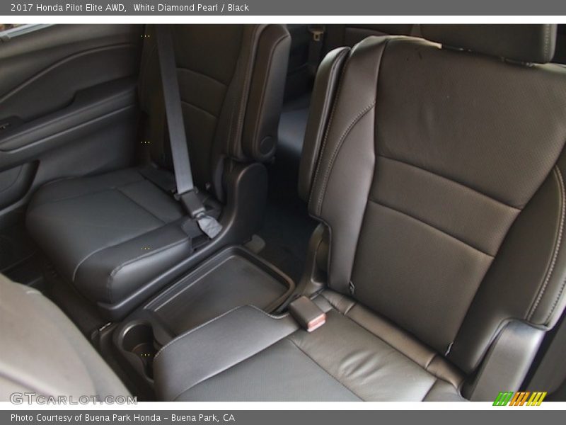 White Diamond Pearl / Black 2017 Honda Pilot Elite AWD