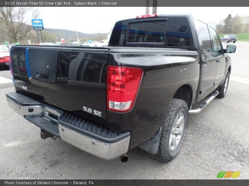 Galaxy Black / Charcoal 2010 Nissan Titan SE Crew Cab 4x4