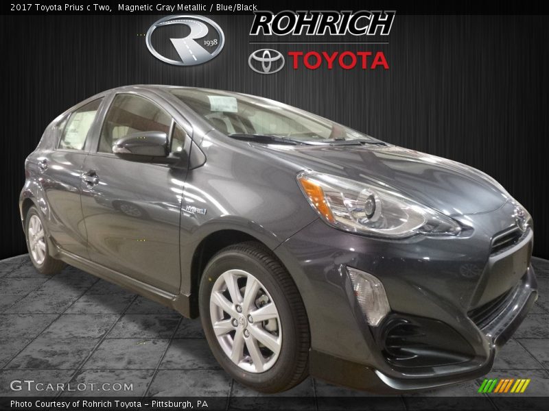 Magnetic Gray Metallic / Blue/Black 2017 Toyota Prius c Two