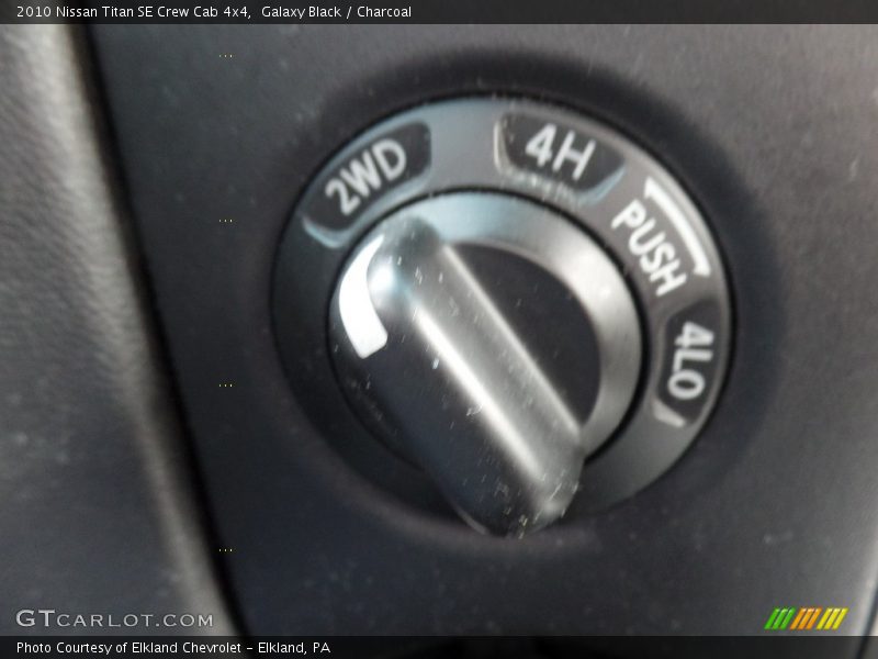 Galaxy Black / Charcoal 2010 Nissan Titan SE Crew Cab 4x4