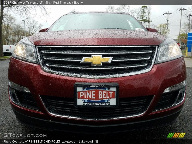 Siren Red Tintcoat / Ebony 2017 Chevrolet Traverse LT