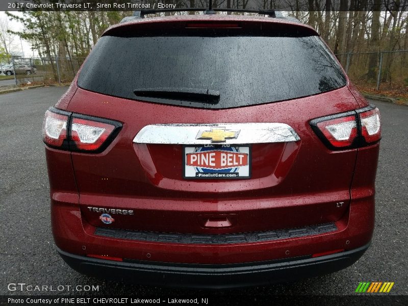Siren Red Tintcoat / Ebony 2017 Chevrolet Traverse LT