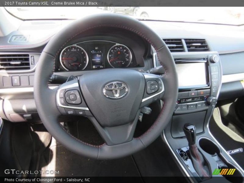 Creme Brulee Mica / Black 2017 Toyota Camry XSE