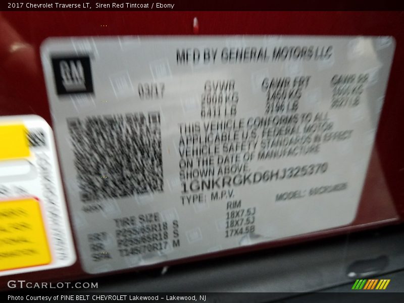 Siren Red Tintcoat / Ebony 2017 Chevrolet Traverse LT