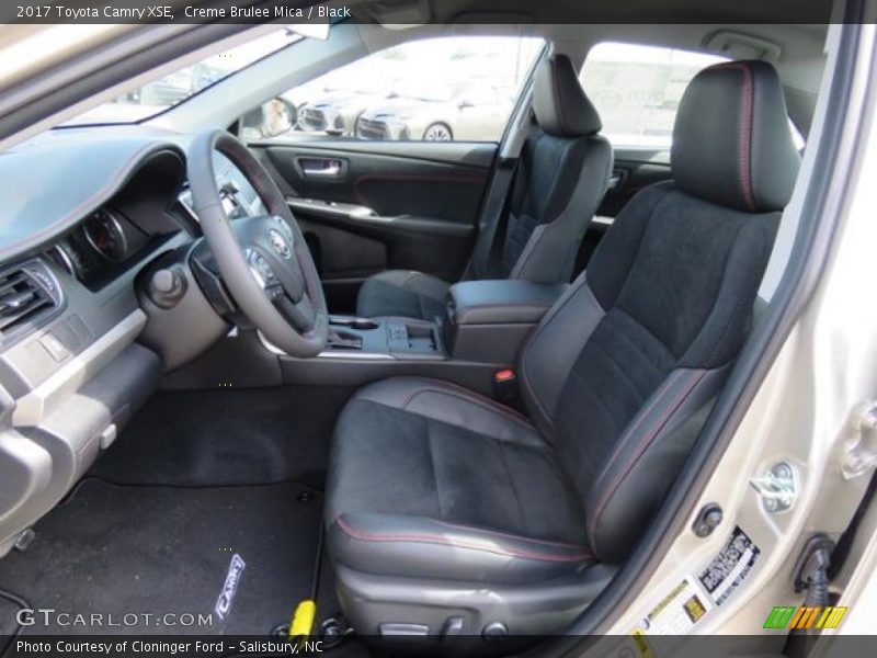 Creme Brulee Mica / Black 2017 Toyota Camry XSE