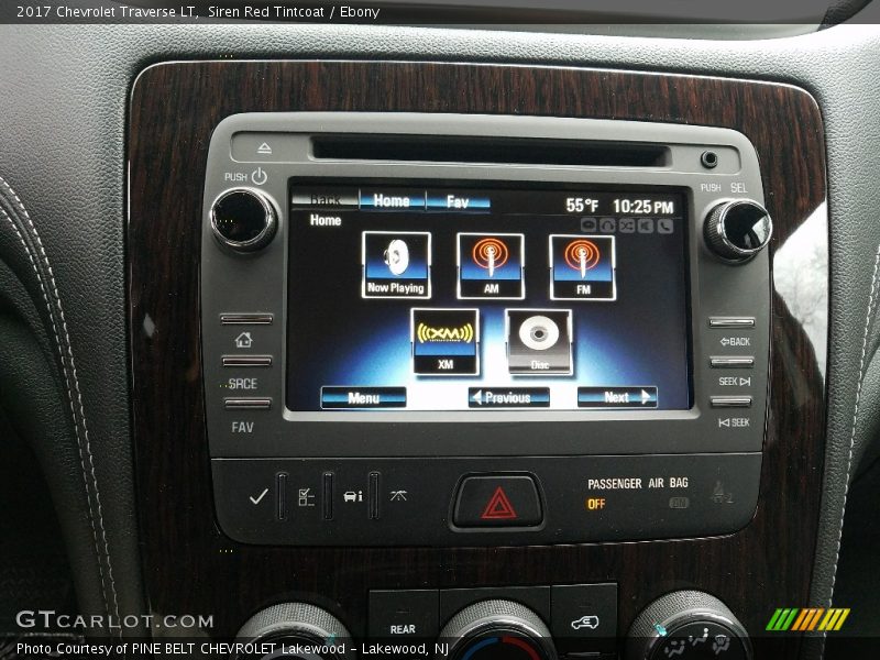 Siren Red Tintcoat / Ebony 2017 Chevrolet Traverse LT