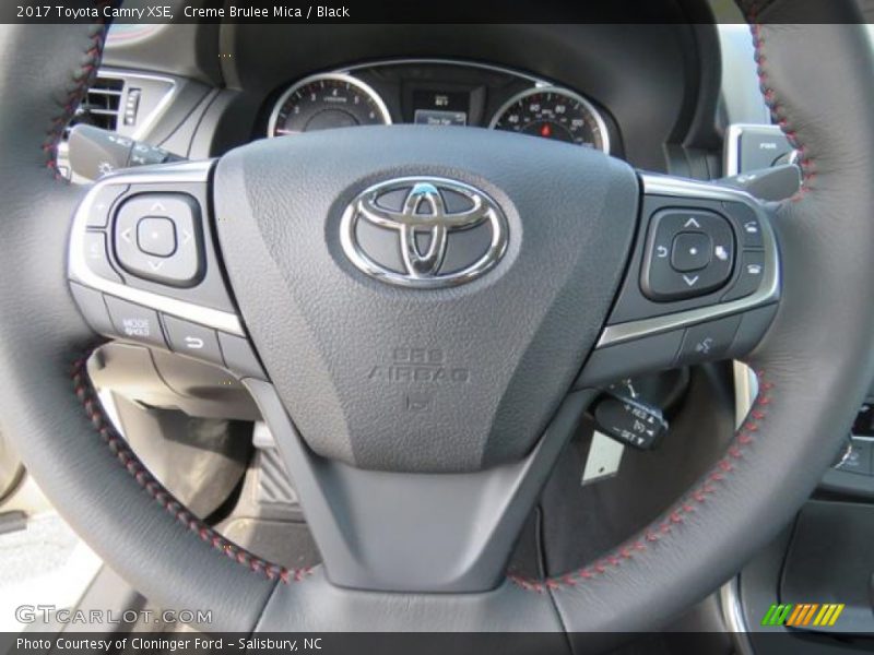 Creme Brulee Mica / Black 2017 Toyota Camry XSE