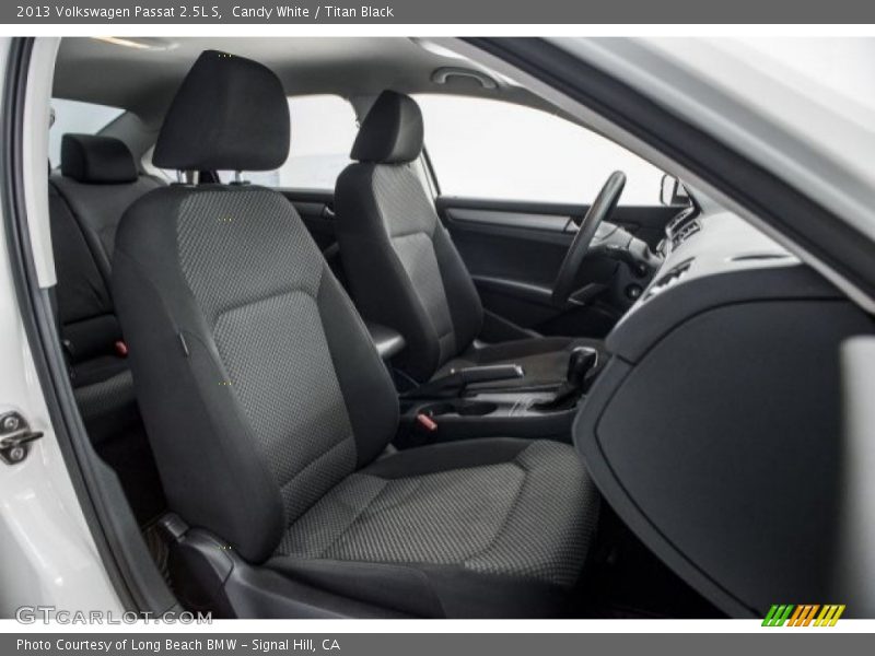 Candy White / Titan Black 2013 Volkswagen Passat 2.5L S