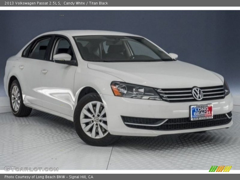 Candy White / Titan Black 2013 Volkswagen Passat 2.5L S