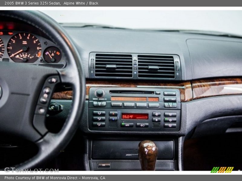 Alpine White / Black 2005 BMW 3 Series 325i Sedan