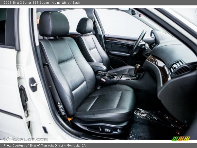 Alpine White / Black 2005 BMW 3 Series 325i Sedan