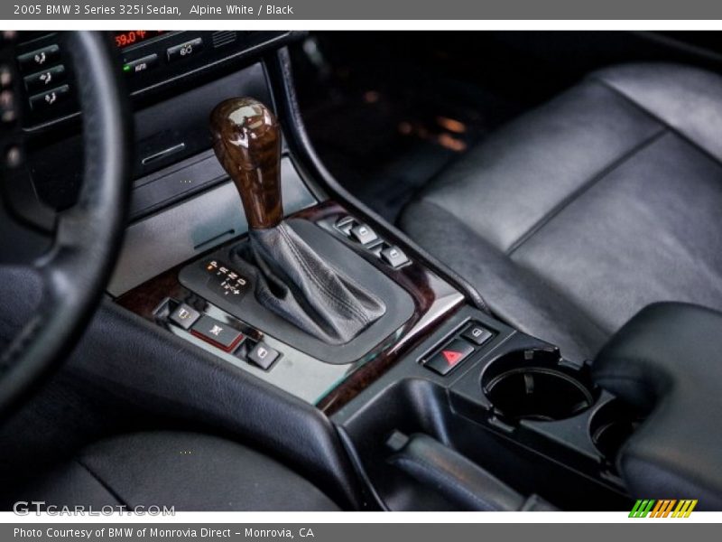 Alpine White / Black 2005 BMW 3 Series 325i Sedan