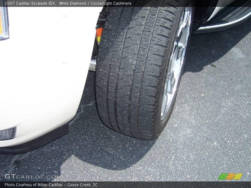 White Diamond / Cocoa/Light Cashmere 2007 Cadillac Escalade ESV