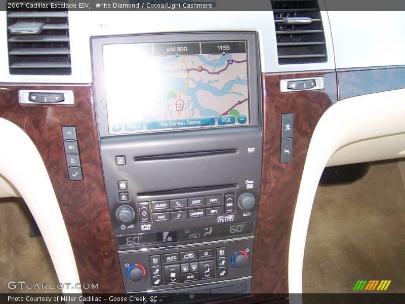 Controls of 2007 Escalade ESV