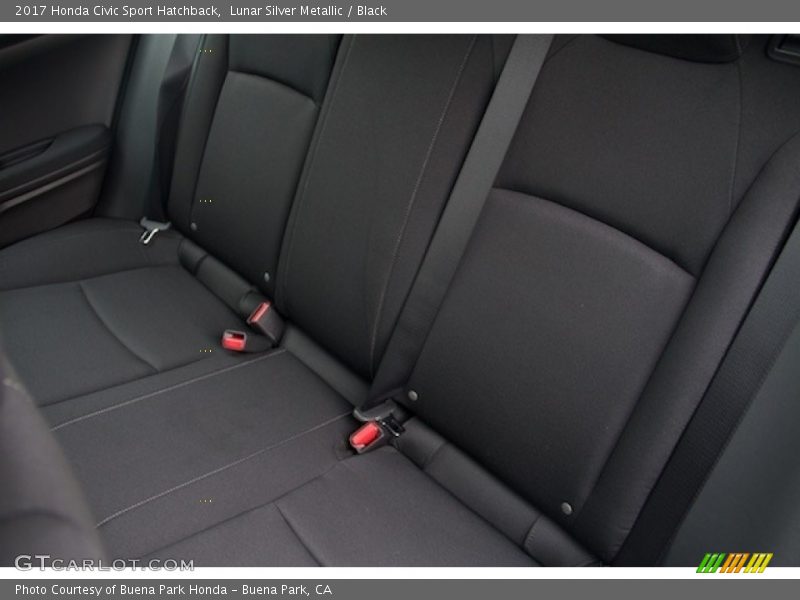 Lunar Silver Metallic / Black 2017 Honda Civic Sport Hatchback