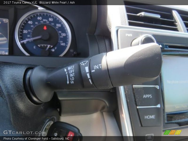 Blizzard White Pearl / Ash 2017 Toyota Camry XLE