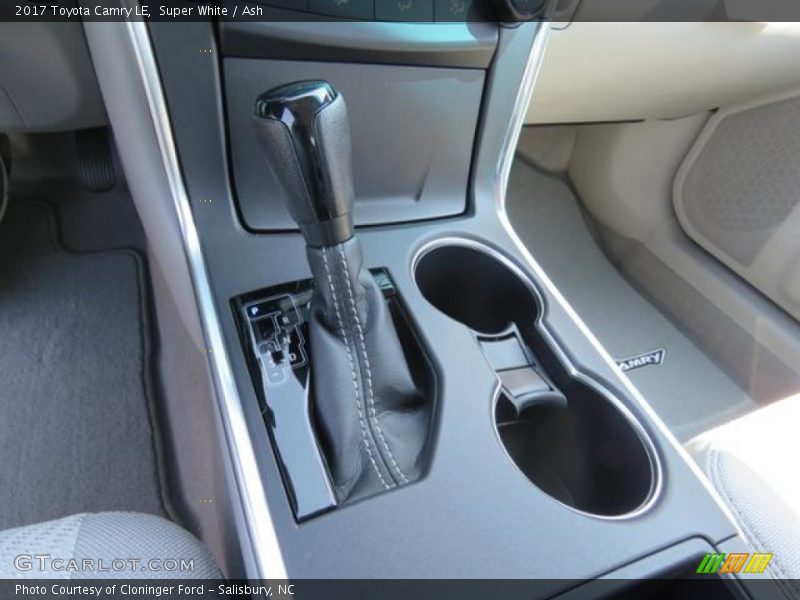 Super White / Ash 2017 Toyota Camry LE
