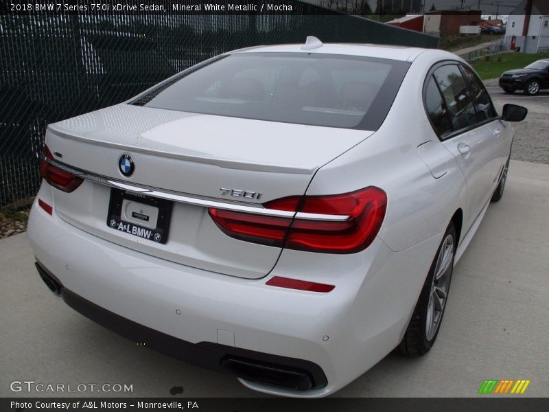 Mineral White Metallic / Mocha 2018 BMW 7 Series 750i xDrive Sedan