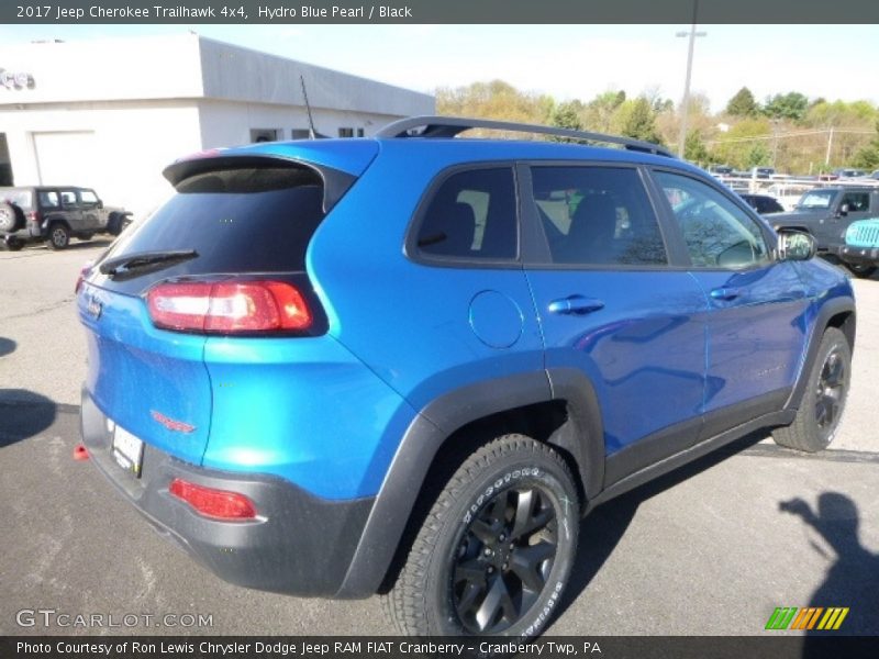 Hydro Blue Pearl / Black 2017 Jeep Cherokee Trailhawk 4x4