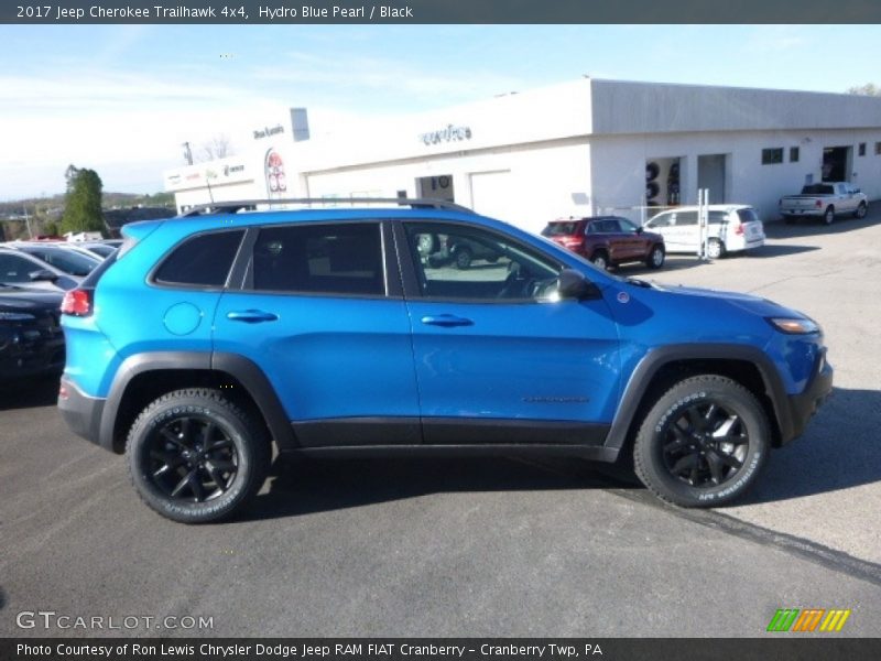 Hydro Blue Pearl / Black 2017 Jeep Cherokee Trailhawk 4x4