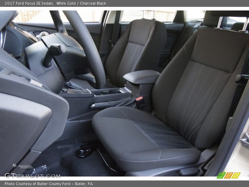 White Gold / Charcoal Black 2017 Ford Focus SE Sedan