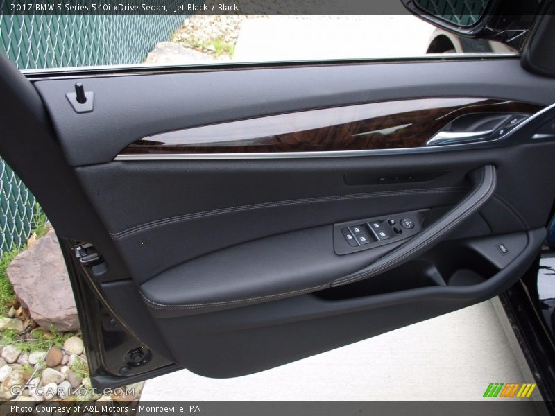 Door Panel of 2017 5 Series 540i xDrive Sedan