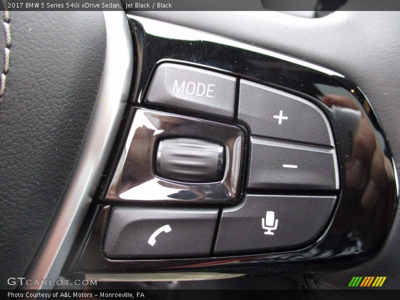 Controls of 2017 5 Series 540i xDrive Sedan