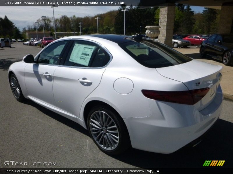 Trofeo (Trophy) White Tri-Coat / Tan 2017 Alfa Romeo Giulia Ti AWD