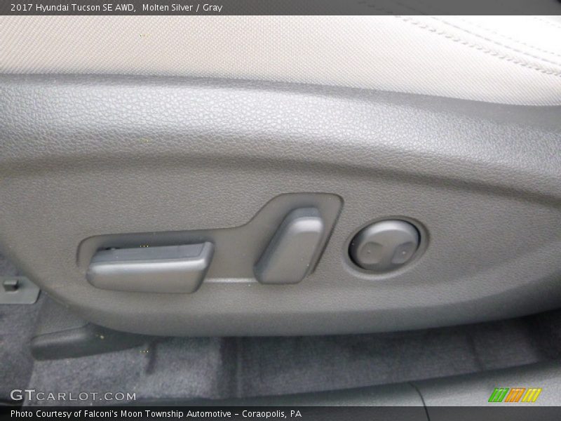 Molten Silver / Gray 2017 Hyundai Tucson SE AWD